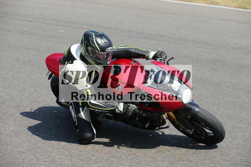 Archiv-2023/28 05.06.2023 Moto Club Anneau du Rhin/vert-medium/6